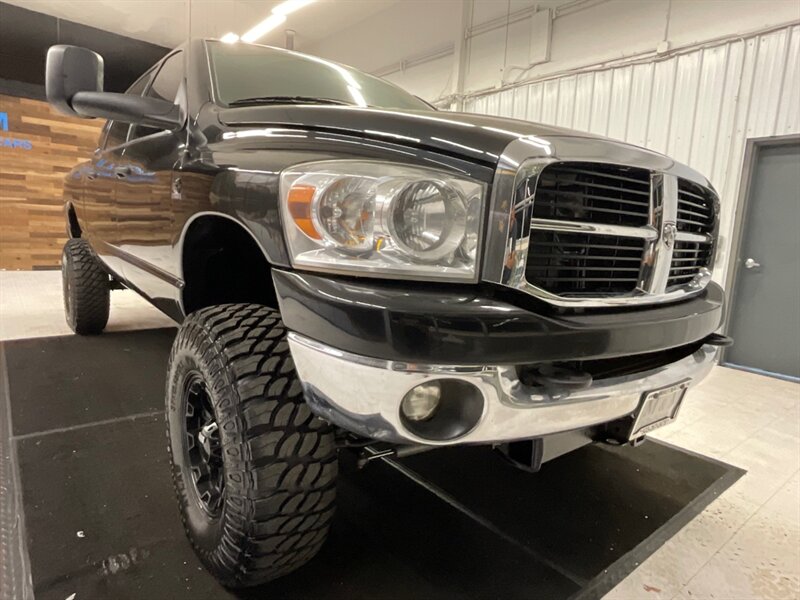 2007 Dodge Ram 2500 SLT MEGACAB 4X4 / 6.7L DIESEL / 6-SPEED MANUAL  / LIFTED w. 37 " MUD TIRES & 17 " XD WHEELS / LOCAL OREGON TRUCK / RUST FREE / SHARP & CLEAN !! - Photo 26 - Gladstone, OR 97027