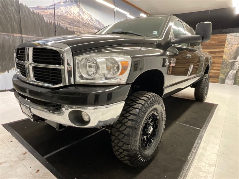 2007 Dodge Ram 2500 SLT MEGACAB 4X4 / 6.7L DIESEL / 6-SPEED MANUAL  / LIFTED w. 37 " MUD TIRES & 17 " XD WHEELS / LOCAL OREGON TRUCK / RUST FREE / SHARP & CLEAN !! - Photo 25 - Gladstone, OR 97027