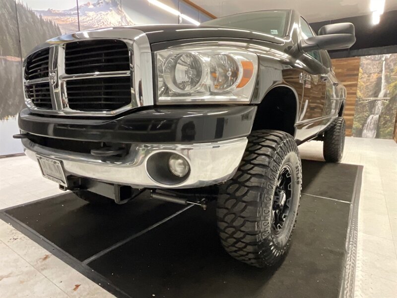 2007 Dodge Ram 2500 SLT MEGACAB 4X4 / 6.7L DIESEL / 6-SPEED MANUAL  / LIFTED w. 37 " MUD TIRES & 17 " XD WHEELS / LOCAL OREGON TRUCK / RUST FREE / SHARP & CLEAN !! - Photo 30 - Gladstone, OR 97027