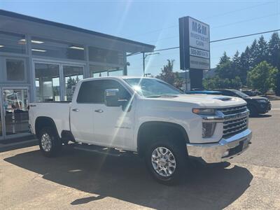 2022 Chevrolet Silverado 2500 LTZ Crew Cab 4X4 / 6.6L DIESEL / 32,000 MILES  / Leather Heated Seats / RUST FREE