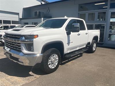 2022 Chevrolet Silverado 2500 LTZ Crew Cab 4X4 / 6.6L DIESEL / 32,000 MILES  / Leather Heated Seats / RUST FREE