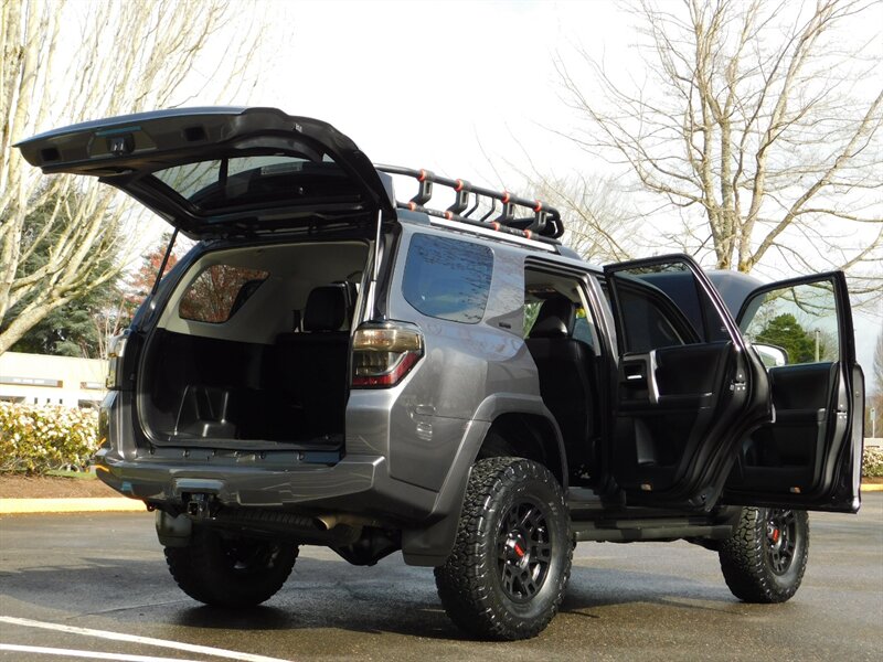 2019 Toyota 4Runner CUSTOM TRD PRO UPGRADE / TRD LEATHER / LIFTED LIFT   - Photo 29 - Portland, OR 97217