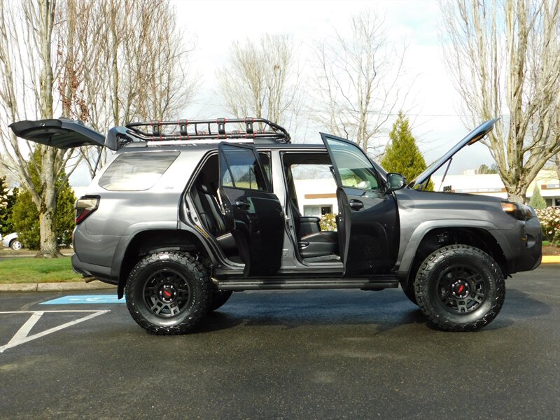 2019 Toyota 4Runner CUSTOM TRD PRO UPGRADE / TRD LEATHER / LIFTED LIFT   - Photo 30 - Portland, OR 97217