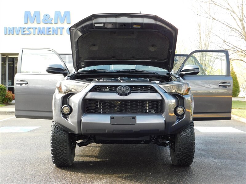 2019 Toyota 4Runner CUSTOM TRD PRO UPGRADE / TRD LEATHER / LIFTED LIFT   - Photo 32 - Portland, OR 97217