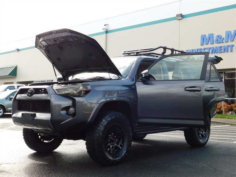 2019 Toyota 4Runner CUSTOM TRD PRO UPGRADE / TRD LEATHER / LIFTED LIFT   - Photo 25 - Portland, OR 97217