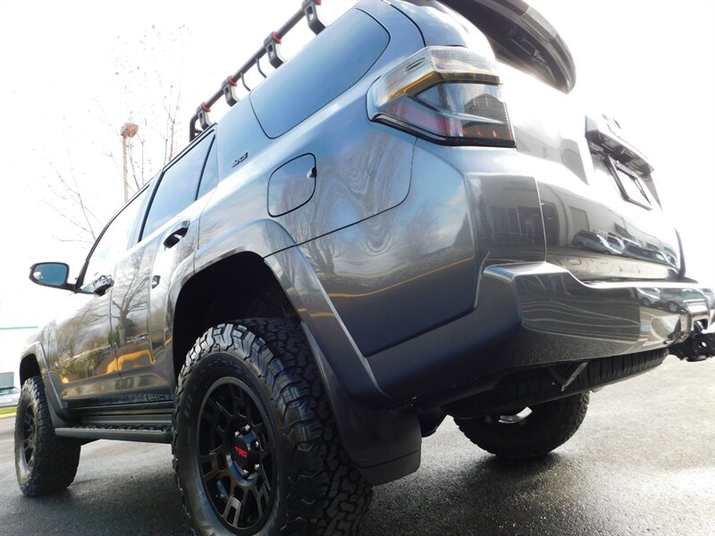 2019 Toyota 4Runner CUSTOM TRD PRO UPGRADE / TRD LEATHER / LIFTED LIFT   - Photo 23 - Portland, OR 97217