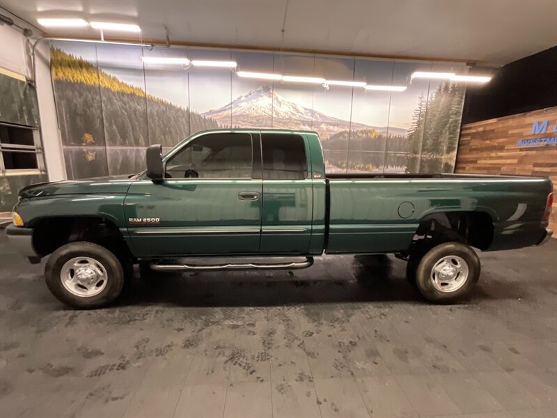 2001 Dodge Ram 2500 Laramie SLT 4X4 / 5.9L DIESEL / 121,000 MILES  LONG BED / CALIFORNIA TRUCK / RUST FREE / SHARP & CLEAN !! - Photo 3 - Gladstone, OR 97027