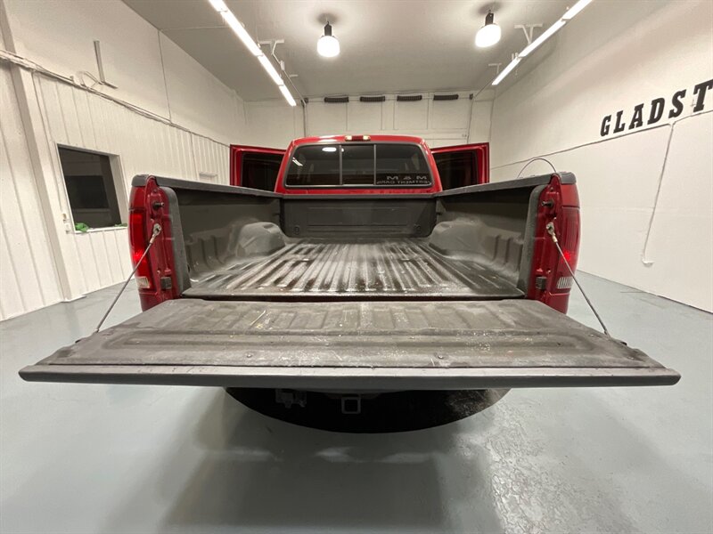 2003 Ford F-250 Super Duty Lariat  / ONLY 110K MILES - Photo 11 - Gladstone, OR 97027