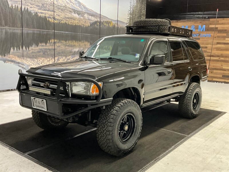 2000 Toyota 4Runner SR5 4X4 / 3.4L V6 / 5-SPEED MANUAL / LIFTED  / LOCAL SUV / FRESH TIMING BELT WATER PUMP SERVICE / CUSTOM BUMPER & LIGHT BAR / ROOF RACK - Photo 25 - Gladstone, OR 97027