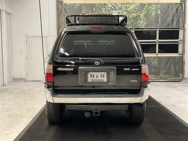 2000 Toyota 4Runner SR5 4X4 / 3.4L V6 / 5-SPEED MANUAL / LIFTED  / LOCAL SUV / FRESH TIMING BELT WATER PUMP SERVICE / CUSTOM BUMPER & LIGHT BAR / ROOF RACK - Photo 6 - Gladstone, OR 97027