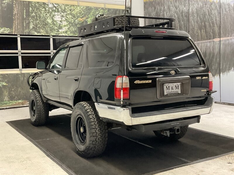 2000 Toyota 4Runner SR5 4X4 / 3.4L V6 / 5-SPEED MANUAL / LIFTED  / LOCAL SUV / FRESH TIMING BELT WATER PUMP SERVICE / CUSTOM BUMPER & LIGHT BAR / ROOF RACK - Photo 8 - Gladstone, OR 97027