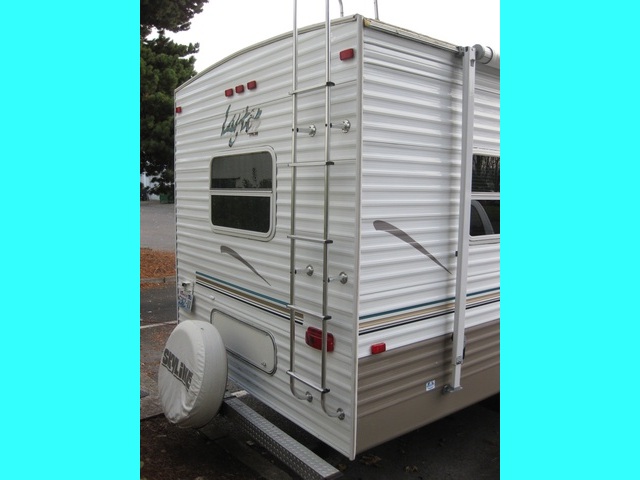 2004 Skyline LAYTON/Travel Trailer/ Slide Out/ 29 Feet   - Photo 32 - Portland, OR 97217