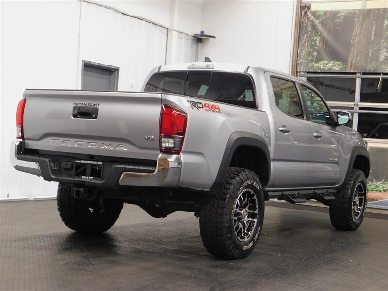 2019 Toyota Tacoma TRD Off-Road 4X4/ Te   - Photo 8 - Gladstone, OR 97027