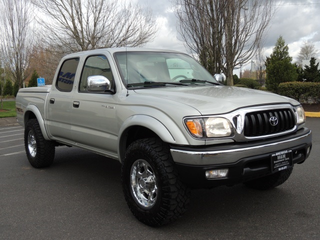 2004 Toyota Tacoma V6 / 4X4 TRD   - Photo 2 - Portland, OR 97217