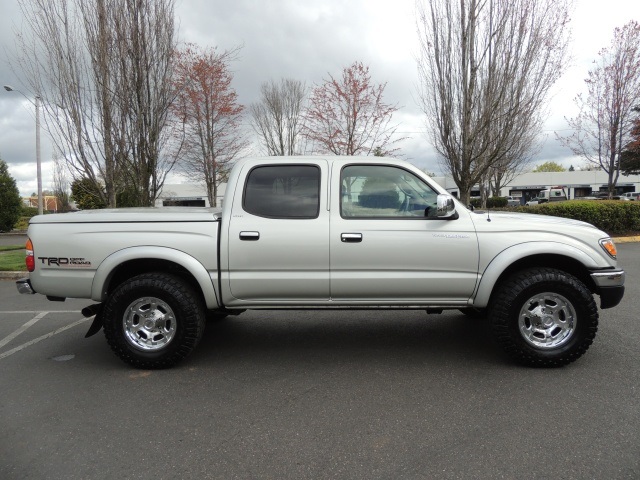 2004 Toyota Tacoma V6 / 4X4 TRD   - Photo 4 - Portland, OR 97217