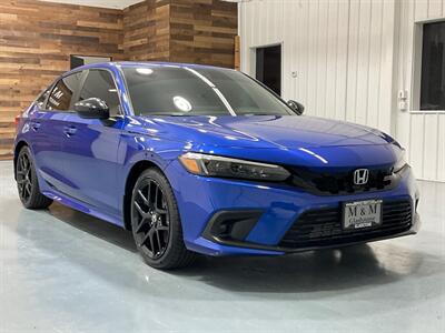 2022 Honda Civic Si Sedan / Sunroof / Camera / 6-SPEED /20K  MILES  / BLIS / BRAND NEW SET OF TIRES / FULL FACTORY WARRANTY