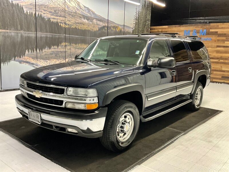 2005 Chevrolet Suburban 2500 LS 4X4 / 8.1L V8 / LOCAL SUV / 110,000 MILES  / RUST FREE / SUNROOF / Excel Cond / 3/4 TON / 3RD ROW SEAT - Photo 1 - Gladstone, OR 97027