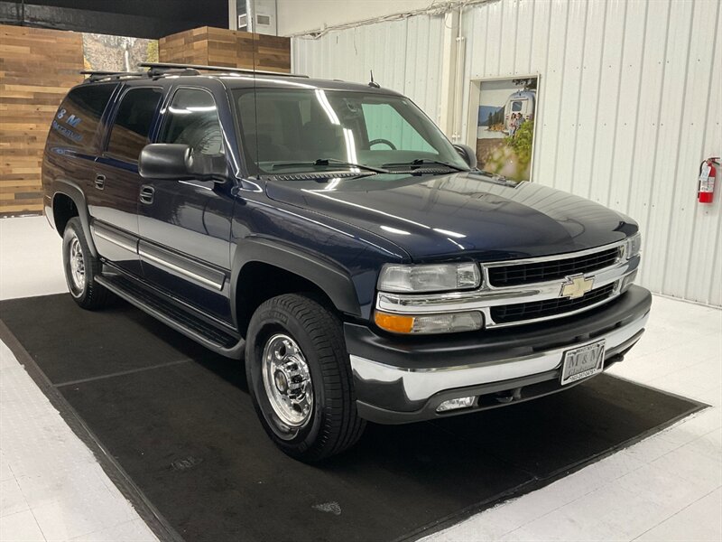 2005 Chevrolet Suburban 2500 LS 4X4 / 8.1L V8 / LOCAL SUV / 110,000 MILES  / RUST FREE / SUNROOF / Excel Cond / 3/4 TON / 3RD ROW SEAT - Photo 2 - Gladstone, OR 97027