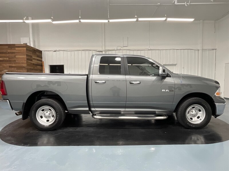 2010 Dodge Ram 1500 SLT Quad Cab 4X4 / 4.7L V8 / LOCAL TRUCK  / NO RUST - Photo 4 - Gladstone, OR 97027