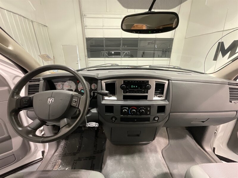 2007 Dodge Ram 2500 SLT BIG HORN 6.7L CUMMINS DIESEL / 59,000 MILES / LONG BED / ZERO RUST - Photo 41 - Gladstone, OR 97027