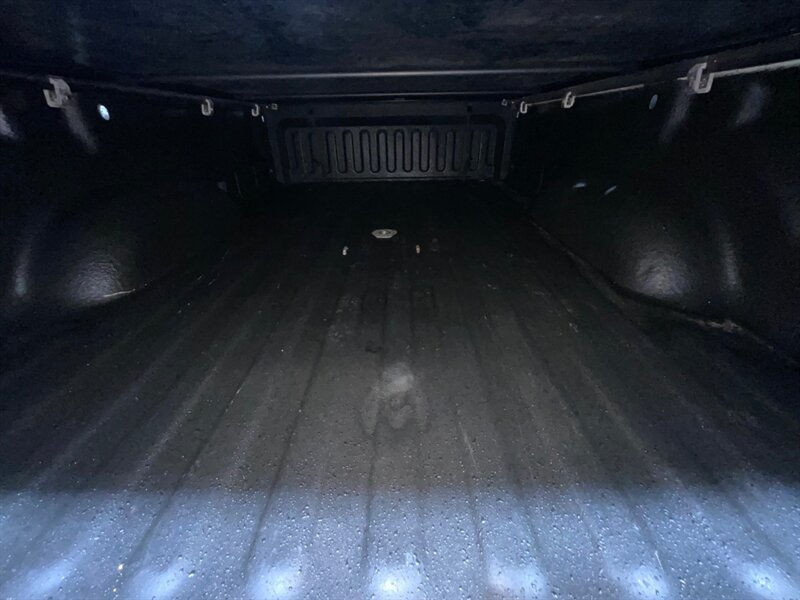 2007 Dodge Ram 2500 SLT BIG HORN 6.7L CUMMINS DIESEL / 59,000 MILES / LONG BED / ZERO RUST - Photo 11 - Gladstone, OR 97027