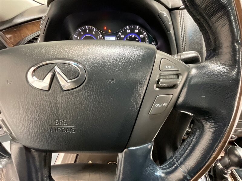 2011 INFINITI QX56 Sport Utility 4X4 / 5.6L V8 / 3RD ROW SEAT / DVDs  / LOCAL SUV - Photo 58 - Gladstone, OR 97027