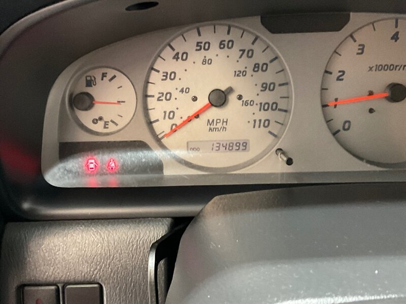 2001 Nissan Frontier SE Crew Cab 4X4 5-SPEED MANUAL /Leather/1-OWNER / TIMING BELT SERVICE ALREADY DONE - Photo 45 - Gladstone, OR 97027
