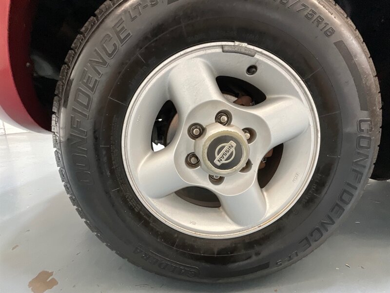 2001 Nissan Frontier SE Crew Cab 4X4 5-SPEED MANUAL /Leather/1-OWNER / TIMING BELT SERVICE ALREADY DONE - Photo 40 - Gladstone, OR 97027