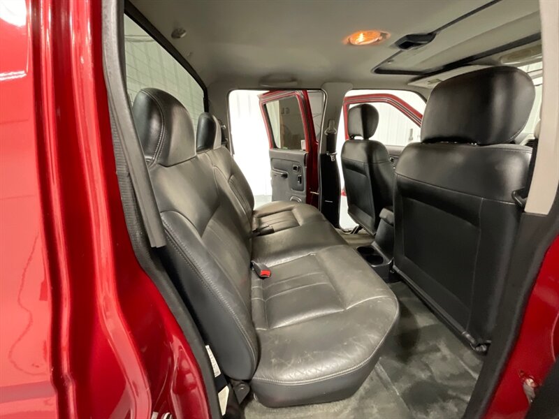 2001 Nissan Frontier SE Crew Cab 4X4 5-SPEED MANUAL /Leather/1-OWNER / TIMING BELT SERVICE ALREADY DONE - Photo 13 - Gladstone, OR 97027