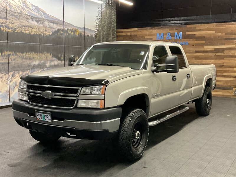 2007 Chevrolet Silverado 2500 LT Crew Cab 4X4 /6.0L V8 Gas / LONG BED / 93K MILE  LONG BED / LOCAL TRUCK / RUST FREE / SHARP & CLEAN !! - Photo 1 - Gladstone, OR 97027