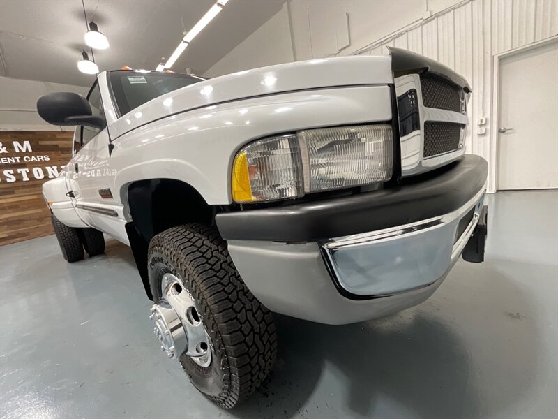 2000 Dodge Ram 3500 Laramie 4X4/ 5.9L DIESEL /DUALLY/ 6-SPEED MANUAL  / LOCAL TRUCK w. ZERO RUST / ONLY 96,000 MILES - Photo 58 - Gladstone, OR 97027