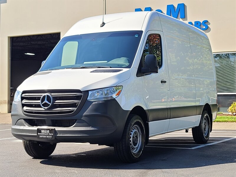 2020 Mercedes-Benz Sprinter 2500 Cargo / High Roof W/144 " WB / V6 Diesel / 6km  / 3-Door / V6 3.0L Turbo Diesel / 6,000 Miles Only / Like New Condition / Factory Warranty - Photo 1 - Portland, OR 97217