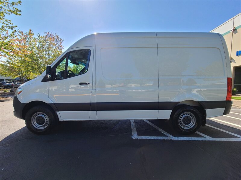 2020 Mercedes-Benz Sprinter 2500 Cargo / High Roof W/144 " WB / V6 Diesel / 6km  / 3-Door / V6 3.0L Turbo Diesel / 6,000 Miles Only / Like New Condition / Factory Warranty - Photo 3 - Portland, OR 97217