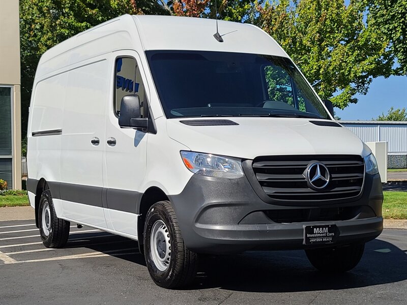 2020 Mercedes-Benz Sprinter 2500 Cargo / High Roof W/144 " WB / V6 Diesel / 6km  / 3-Door / V6 3.0L Turbo Diesel / 6,000 Miles Only / Like New Condition / Factory Warranty - Photo 2 - Portland, OR 97217