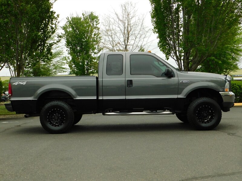 2002 Ford F-250 Super Duty Lariat 4dr 4X4 V10 Leather LOW MILES   - Photo 4 - Portland, OR 97217