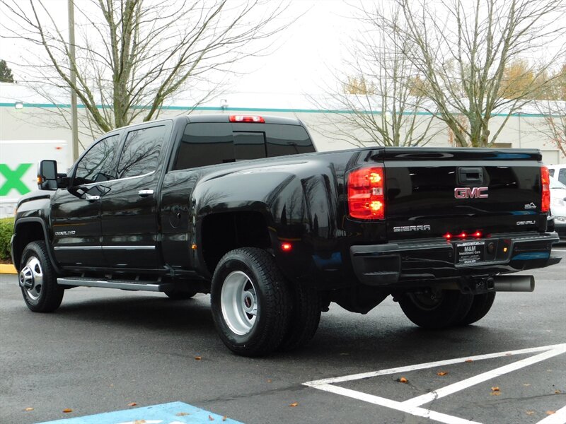 2018 GMC Sierra 3500 Denali DUALLY / 4X4 / 6.6L DURAMAX DIESEL / 1-TON