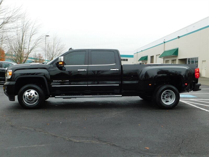 2018 GMC Sierra 3500 Denali DUALLY / 4X4 / 6.6L DURAMAX DIESEL / 1-TON   - Photo 3 - Portland, OR 97217