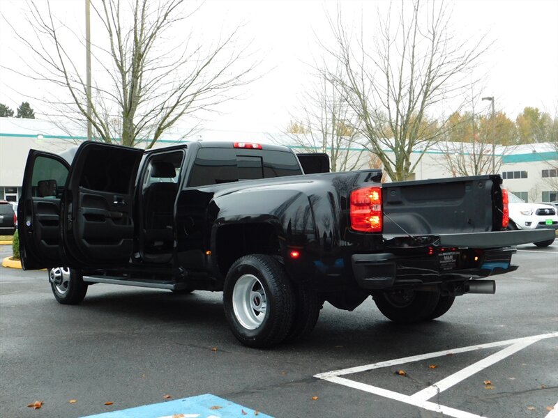 2018 GMC Sierra 3500 Denali DUALLY / 4X4 / 6.6L DURAMAX DIESEL / 1-TON