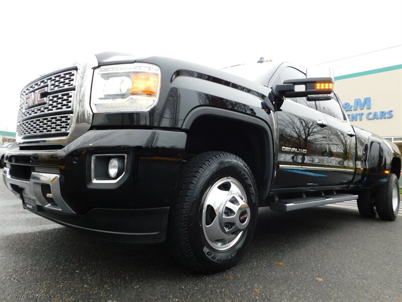 2018 GMC Sierra 3500 Denali DUALLY / 4X4 / 6.6L DURAMAX DIESEL / 1-TON   - Photo 9 - Portland, OR 97217