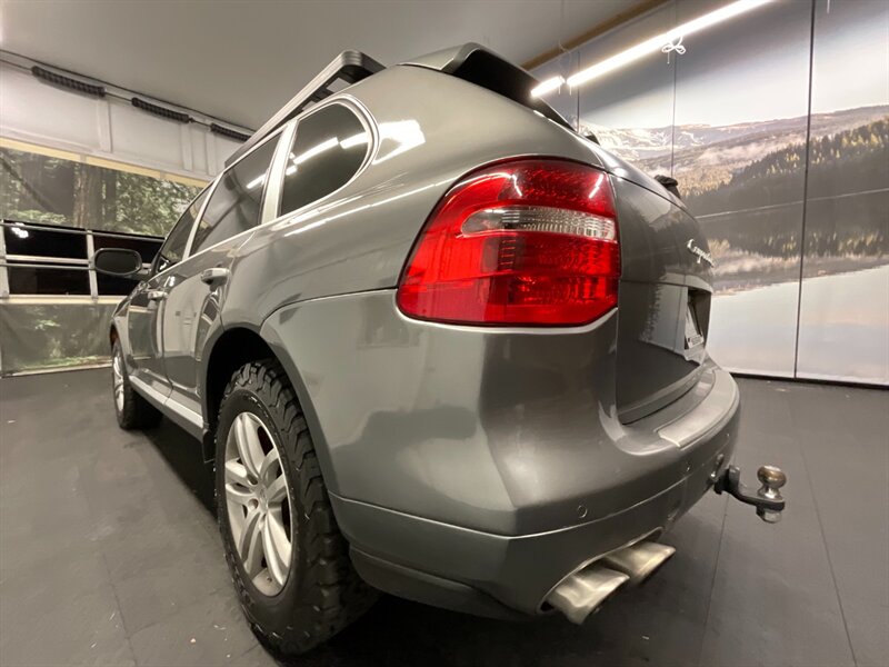 2008 Porsche Cayenne Turbo AWD / 4.8L V8 / DIFF LOCKS / NEW TIRES  DIFF LOCK / NEW BF GOODRICH A/T TIRES / LUGGAGE RACK - Photo 11 - Gladstone, OR 97027