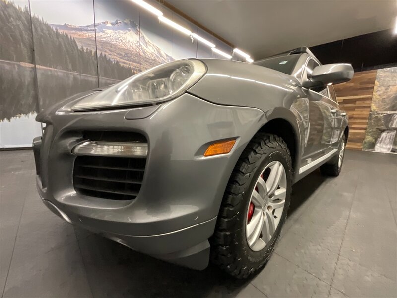 2008 Porsche Cayenne Turbo AWD / 4.8L V8 / DIFF LOCKS / NEW TIRES  DIFF LOCK / NEW BF GOODRICH A/T TIRES / LUGGAGE RACK - Photo 9 - Gladstone, OR 97027