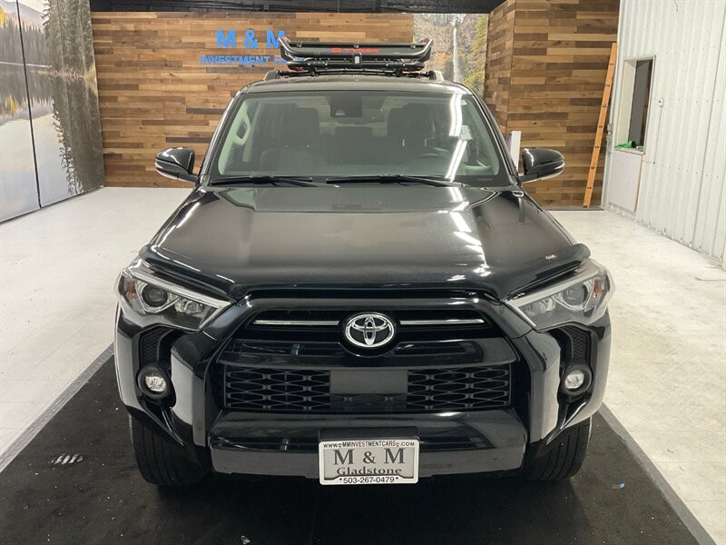 2021 Toyota 4Runner SR5 Premium 4X4 / Leather & Heated Seats /NEW TIRE  / LUGGAGE RACK / NEW WHEELS & TIRES / Excel Cond - Photo 5 - Gladstone, OR 97027