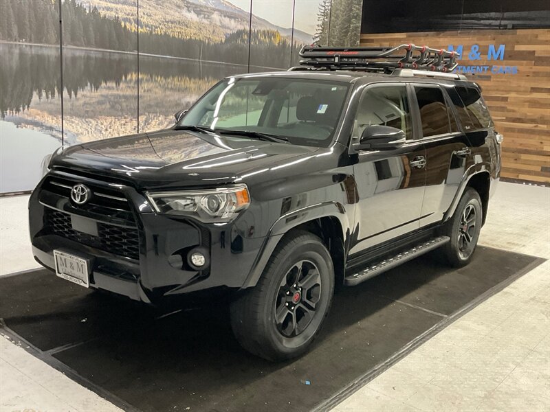 2021 Toyota 4Runner SR5 Premium 4X4 / Leather & Heated Seats /NEW TIRE  / LUGGAGE RACK / NEW WHEELS & TIRES / Excel Cond - Photo 25 - Gladstone, OR 97027