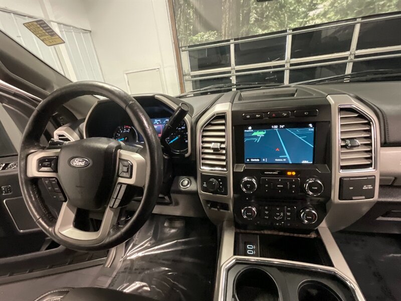 2017 Ford F-350 Super Duty Lariat 4X   - Photo 17 - Gladstone, OR 97027