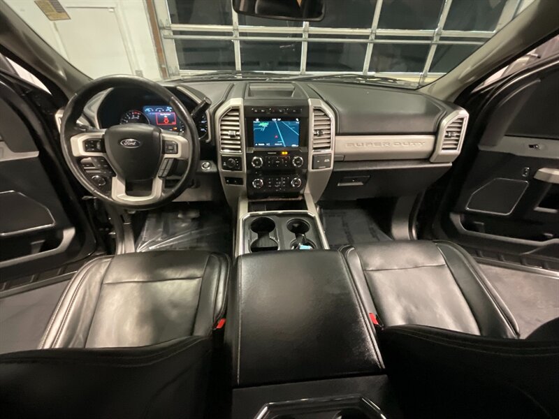 2017 Ford F-350 Super Duty Lariat 4X   - Photo 16 - Gladstone, OR 97027