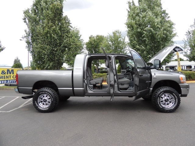 2006 Dodge Ram 3500 MEGA CAB / 4X4 / 5.9L CUMMINS DIESEL / 1-TON   - Photo 18 - Portland, OR 97217