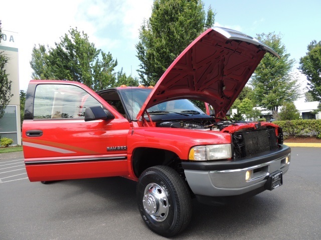 2001 Dodge Ram 3500 Laramie/ 4X4 / DUALLY / 1-TON/ 5.9L Cummins DieseL   - Photo 18 - Portland, OR 97217