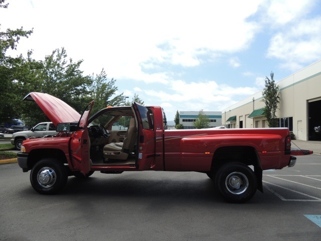 2001 Dodge Ram 3500 Laramie/ 4X4 / DUALLY / 1-TON/ 5.9L Cummins DieseL   - Photo 12 - Portland, OR 97217