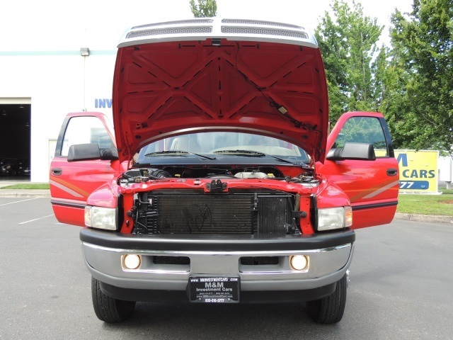 2001 Dodge Ram 3500 Laramie/ 4X4 / DUALLY / 1-TON/ 5.9L Cummins DieseL   - Photo 19 - Portland, OR 97217