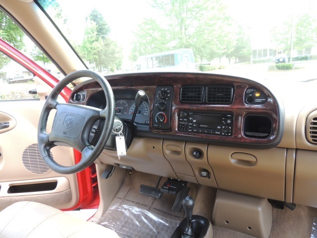 2001 Dodge Ram 3500 Laramie/ 4X4 / DUALLY / 1-TON/ 5.9L Cummins DieseL   - Photo 28 - Portland, OR 97217